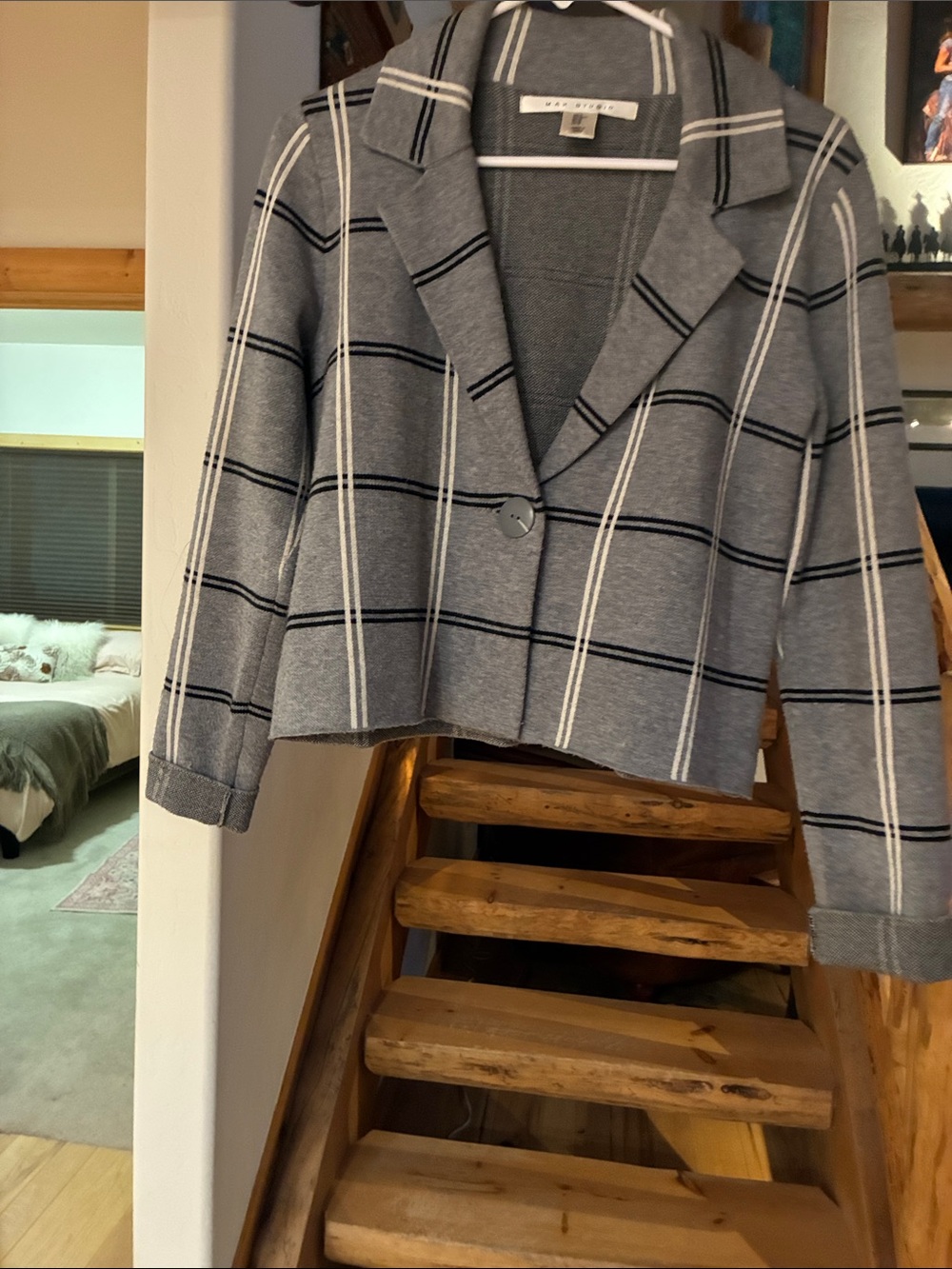 Max Studio Gray Striped Single-Button Blazer soft sweatshirt like material